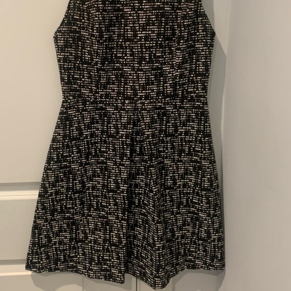 NWOT Alice+Olivia Janette Sleeveless Mini Dress in Black & White Size 4 - Picture 11 of 17